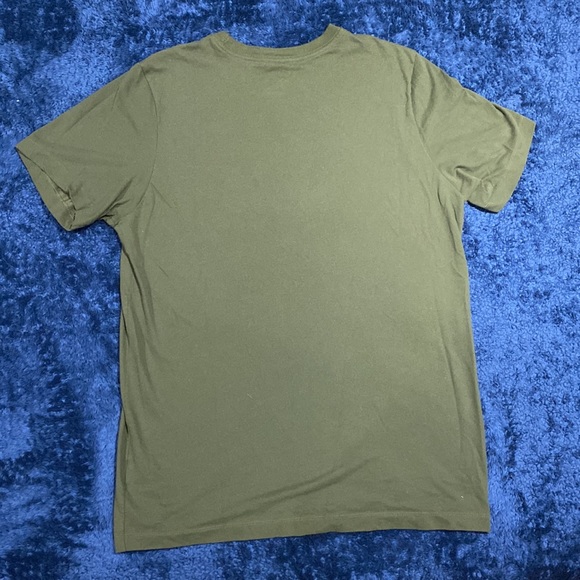 Nike Tee - Picture 2 of 3